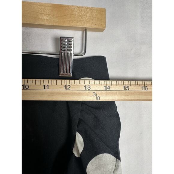 Modcloth‎ It's A Wrap Ruffled A-Line Mini Skirt Women M Black White Polka Dots - Picture 2 of 8